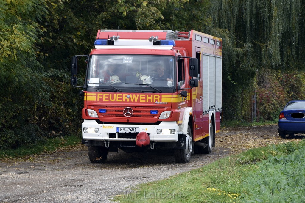 Einsatz BF Koeln PKW im See Koeln Esch P320.JPG - Miklos Laubert